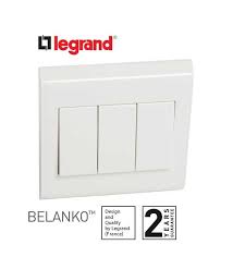 LEGRAND SWITCH 10AX 3GANG 1WAY 7X7