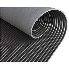 BOGUMA ELECTRICAL RUBBER MAT CLASS 3 BLACK